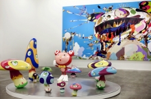takashi-murakami-in-doha-2-15-12-6